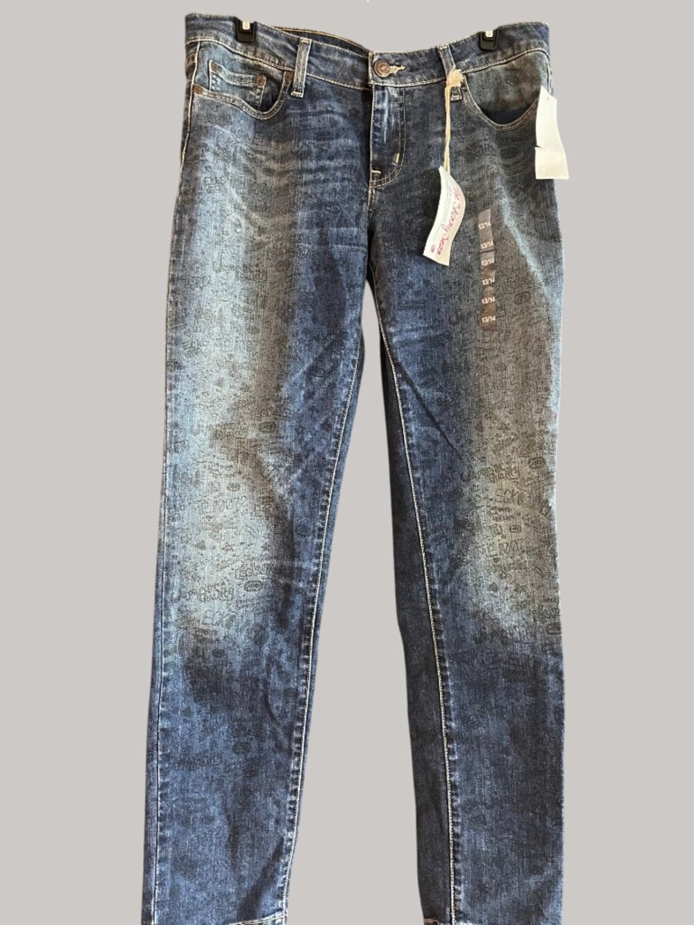 NWT Eckored Skinny Jean Graffiti Print Medium Wash Womens Size 13-14 (SKU: 6W)